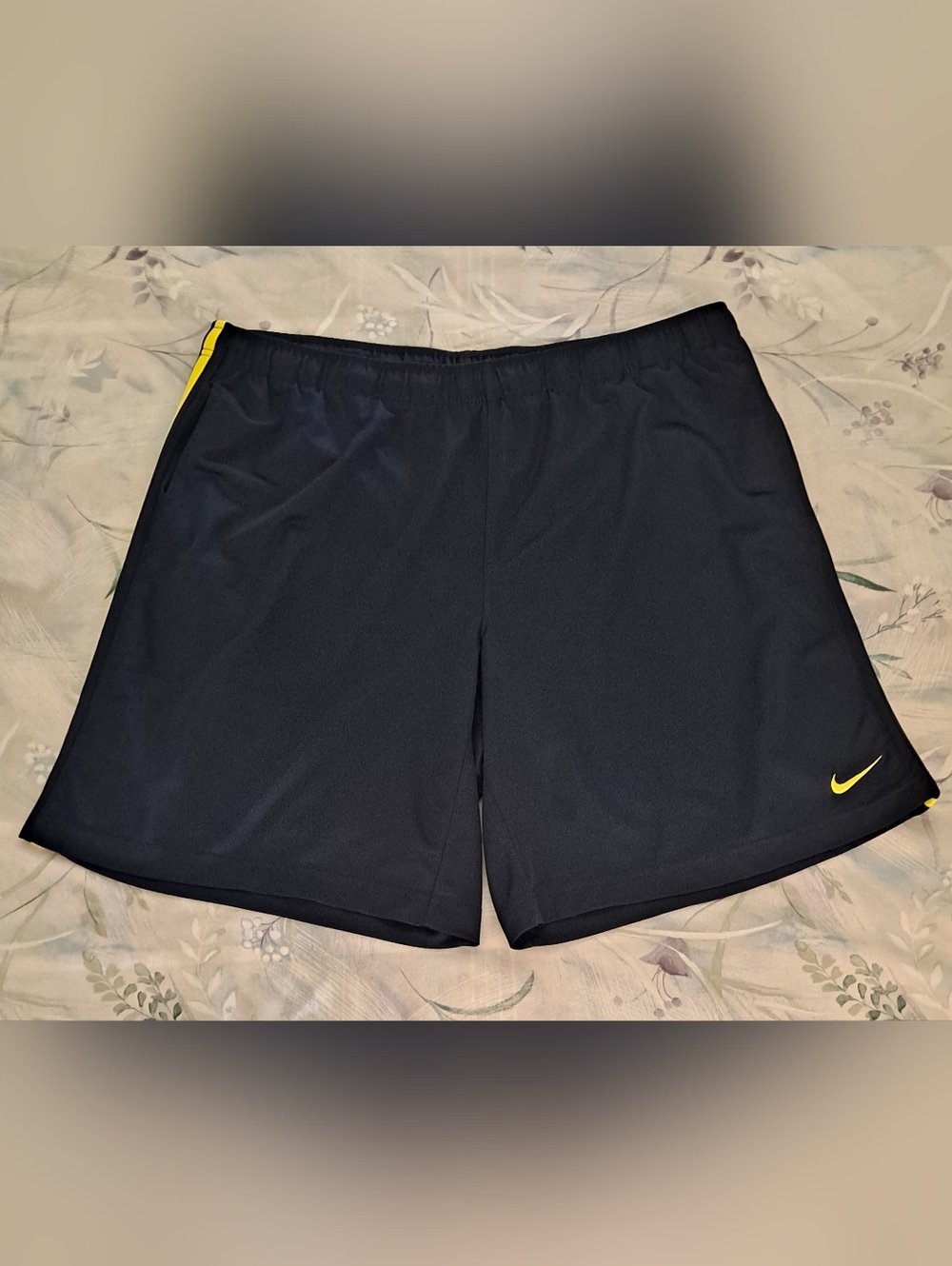 Nike Men's Blue Athletic Shorts with Yellow Accents Size 2XL